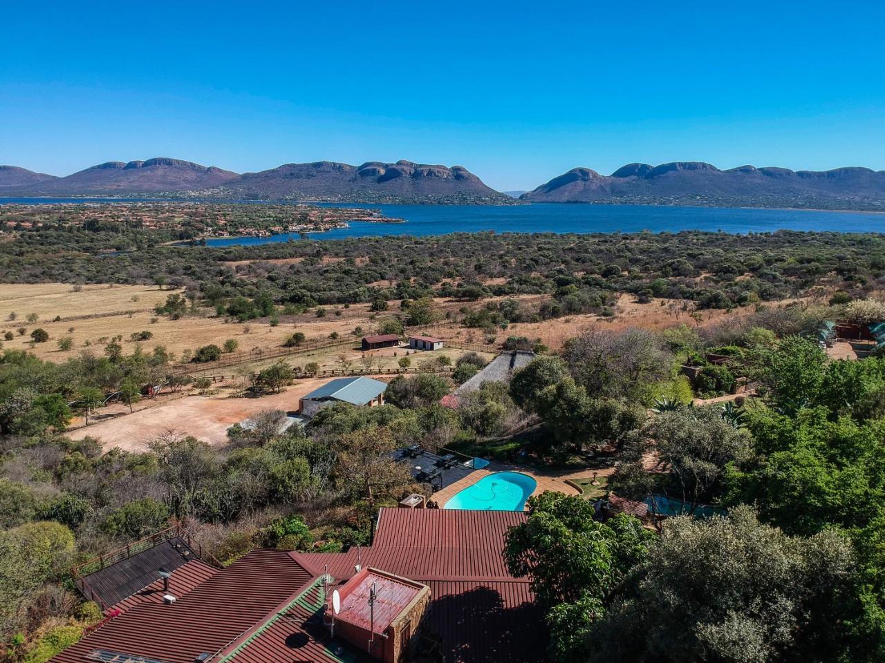 La Montagne Guest Lodge Hartbeespoort Exterior foto